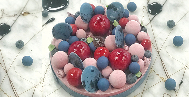 Midsommartårta med vilda blåbär