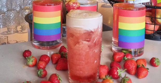 Årets Pridedrink med Tevsjö Destilleris Kärleksgin har tagits fram till Söderhamn Pride 2024.