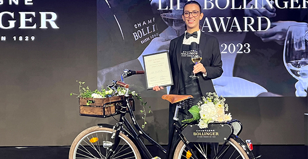 Vinnaren av Lily Bollinger Award är utsedd – Sveriges bästa kvinnliga sommelier 2023 är Ida Kilåker. Foto: Annika Rådlund