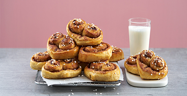 Saftiga kanelbullar bakade med kvarg