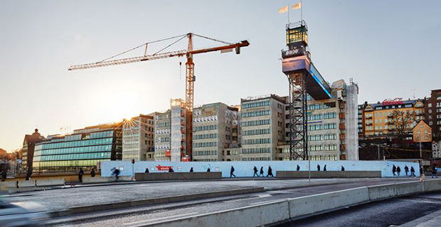 Katarinahuset vid Slussen byggs om och moderniseras. Här byggs det nu kontor och 104 hotellrum.