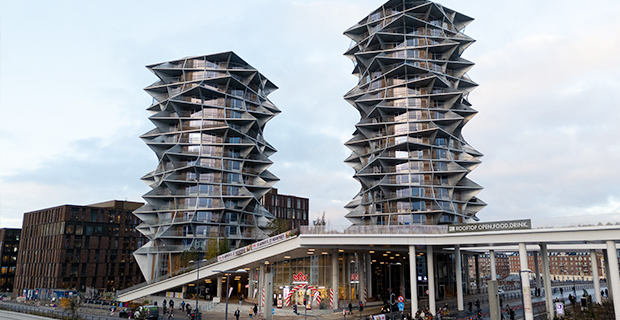 Max har byggt en helt ny restaurang i bottenplanet av Kaktus Towers vid Dybbølsbro i Köpenhamn.