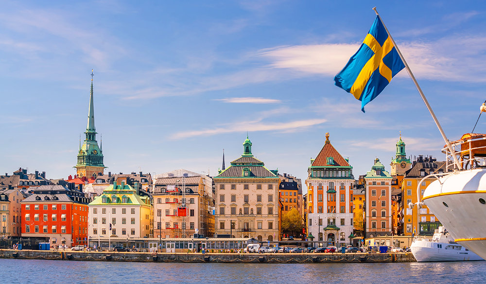 Amerikaner, tyskar och fransmän mest intresserade av en sommar i Sverige.