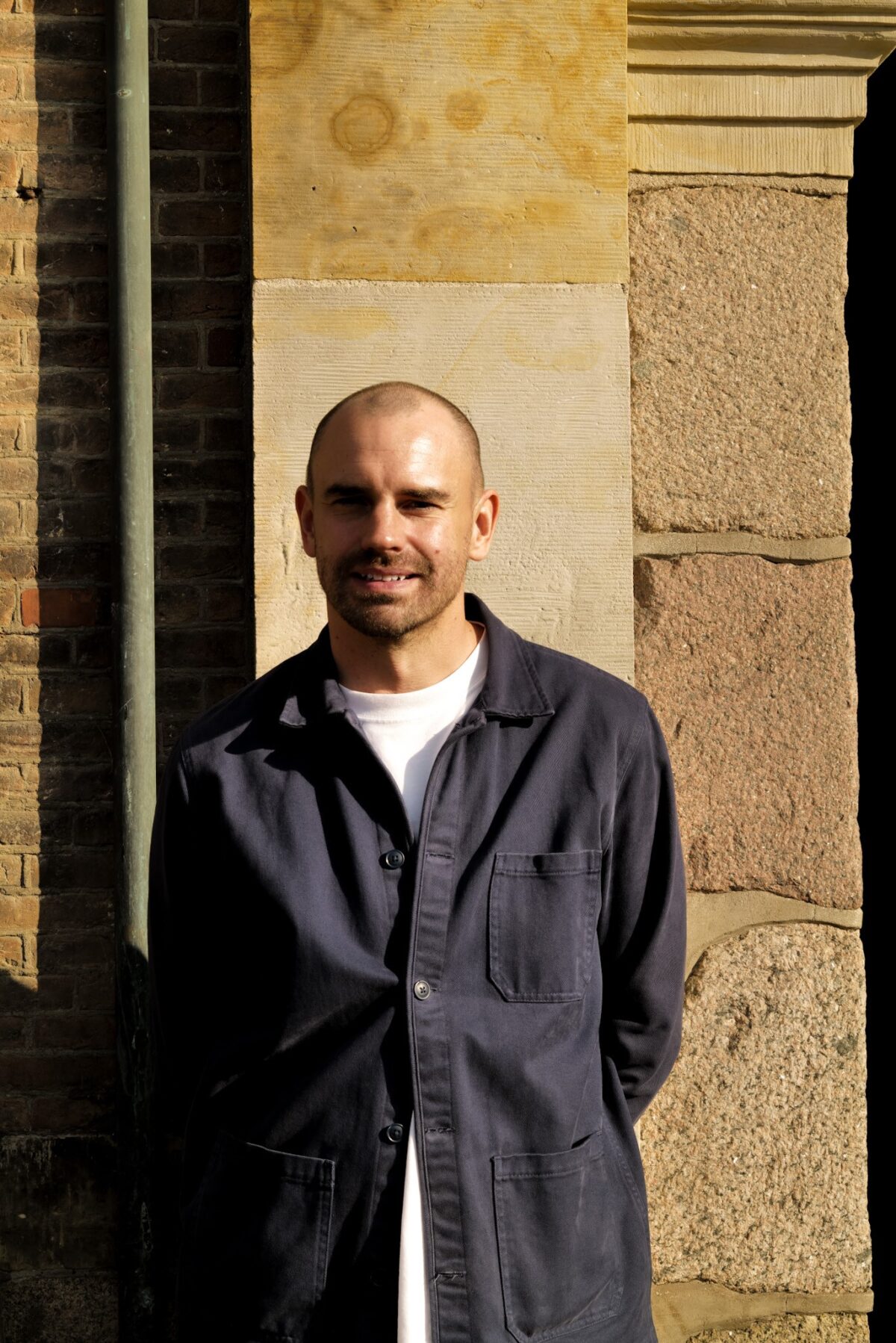 Leo Lahti är en av Sveriges mest erfarna bartenders, han har arbetat över hela världen och varit med och satt två olika barer på topplistan World s 50 Best Bars. Foto: Goran Aziz