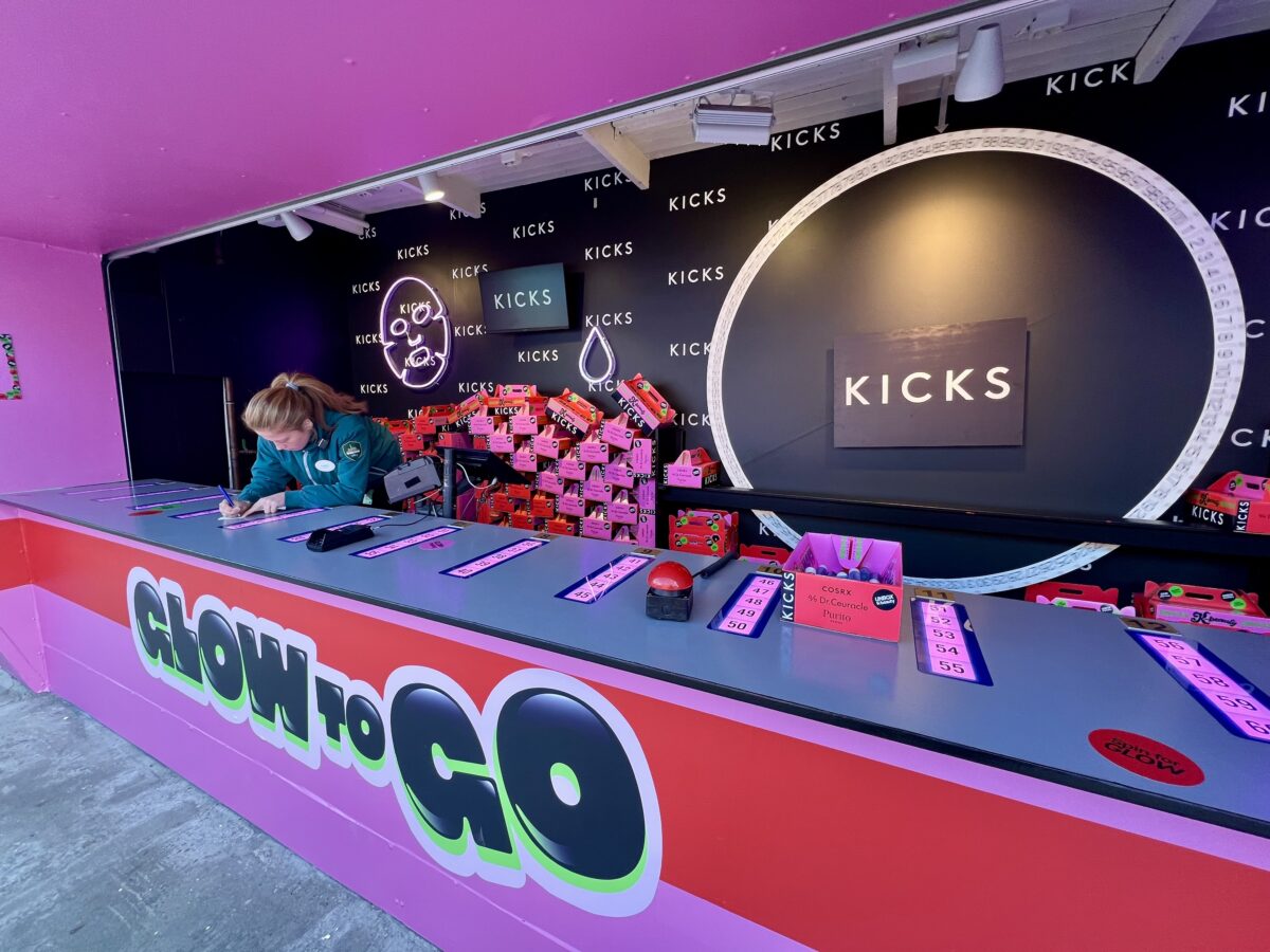 I ett av de nya lyckohjulen går det att vinna K-beauty-produkter från KICKS.