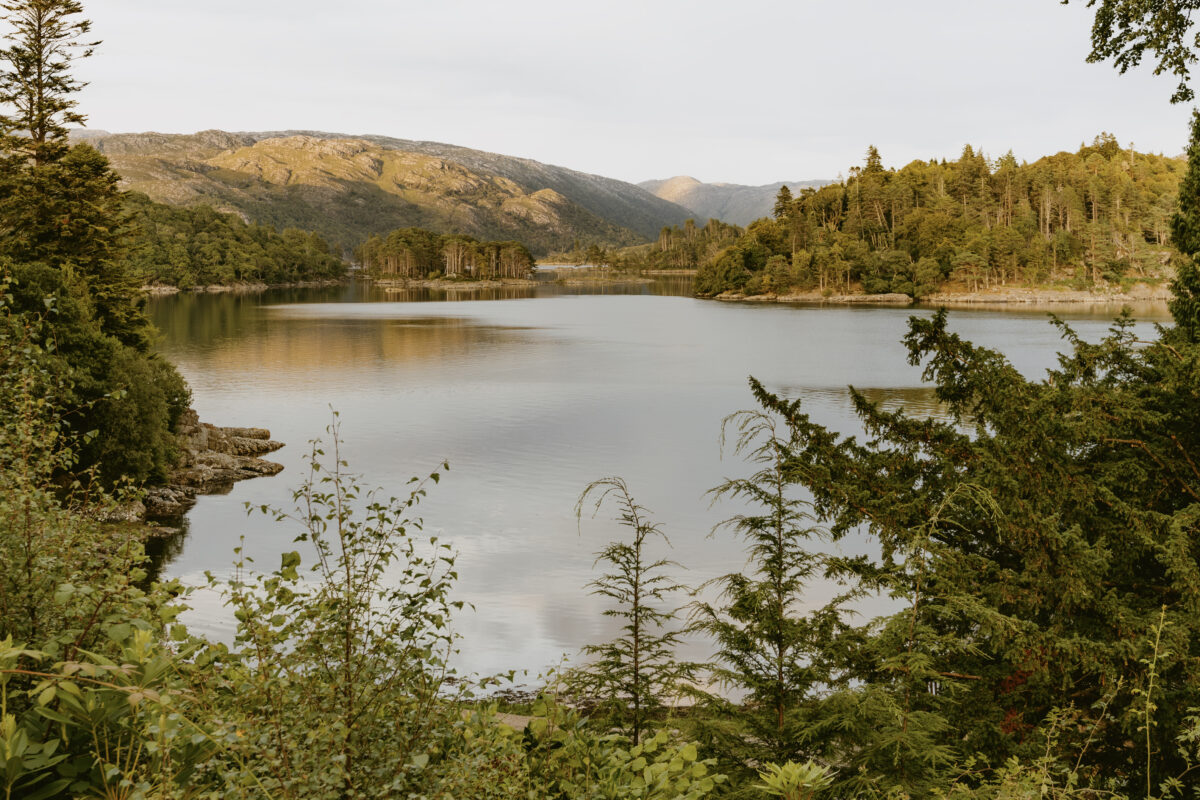The Loft ligger på den privata ön Eilean Shona, gömd bland de dramatiska landskapen på Skottlands
västkust.