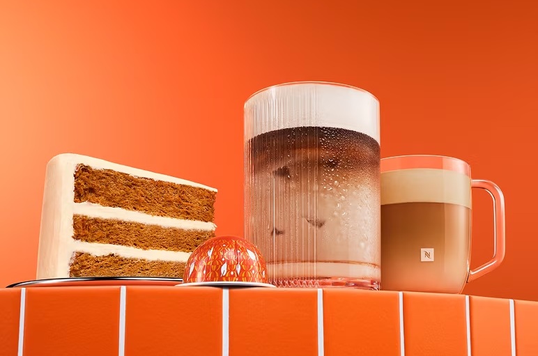 Barista Creations Flavoured Pumpkin Spice Cake – en smakrik kaffevariant med toner av kanel, kryddnejlika och kardemumma tillsammans med söt pumpa